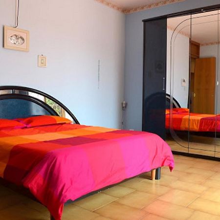 B&B Le Tre Rose Di Maria Pedara Extérieur photo